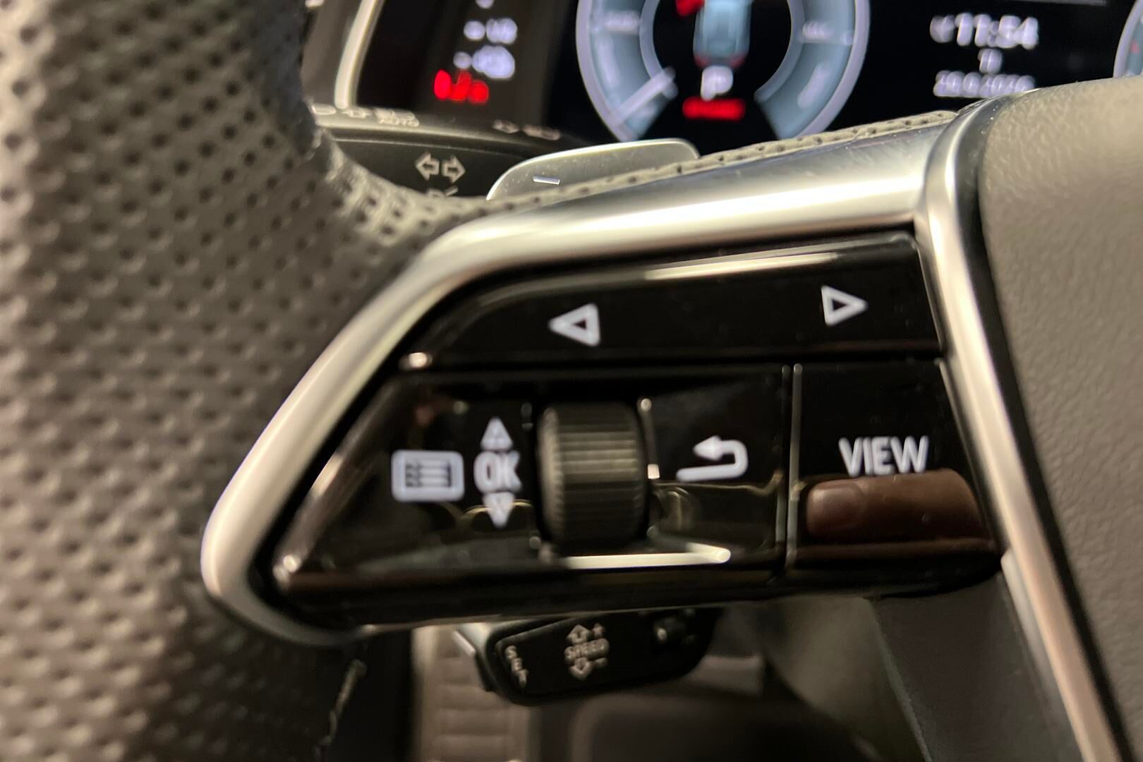 AUDI A6 iso kuva 20