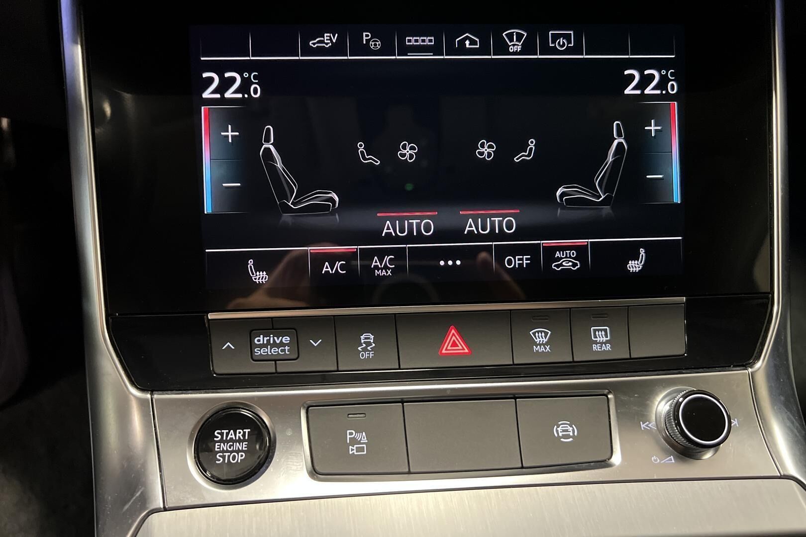 AUDI A6 iso kuva 25