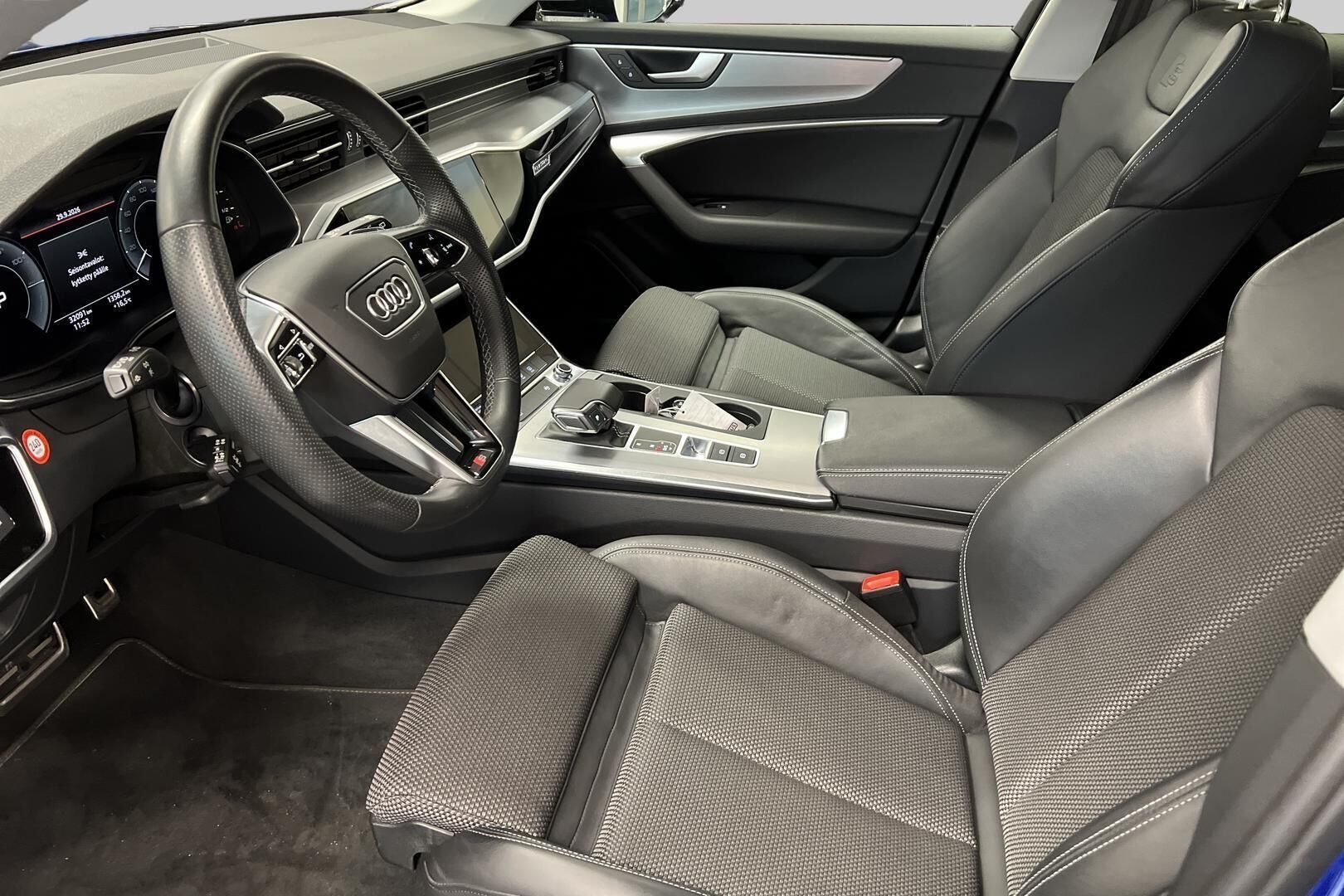 AUDI A6 iso kuva 9