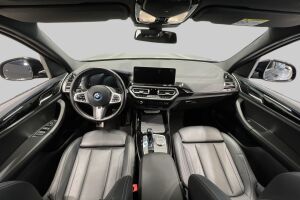BMW IX3 esikatselu 13