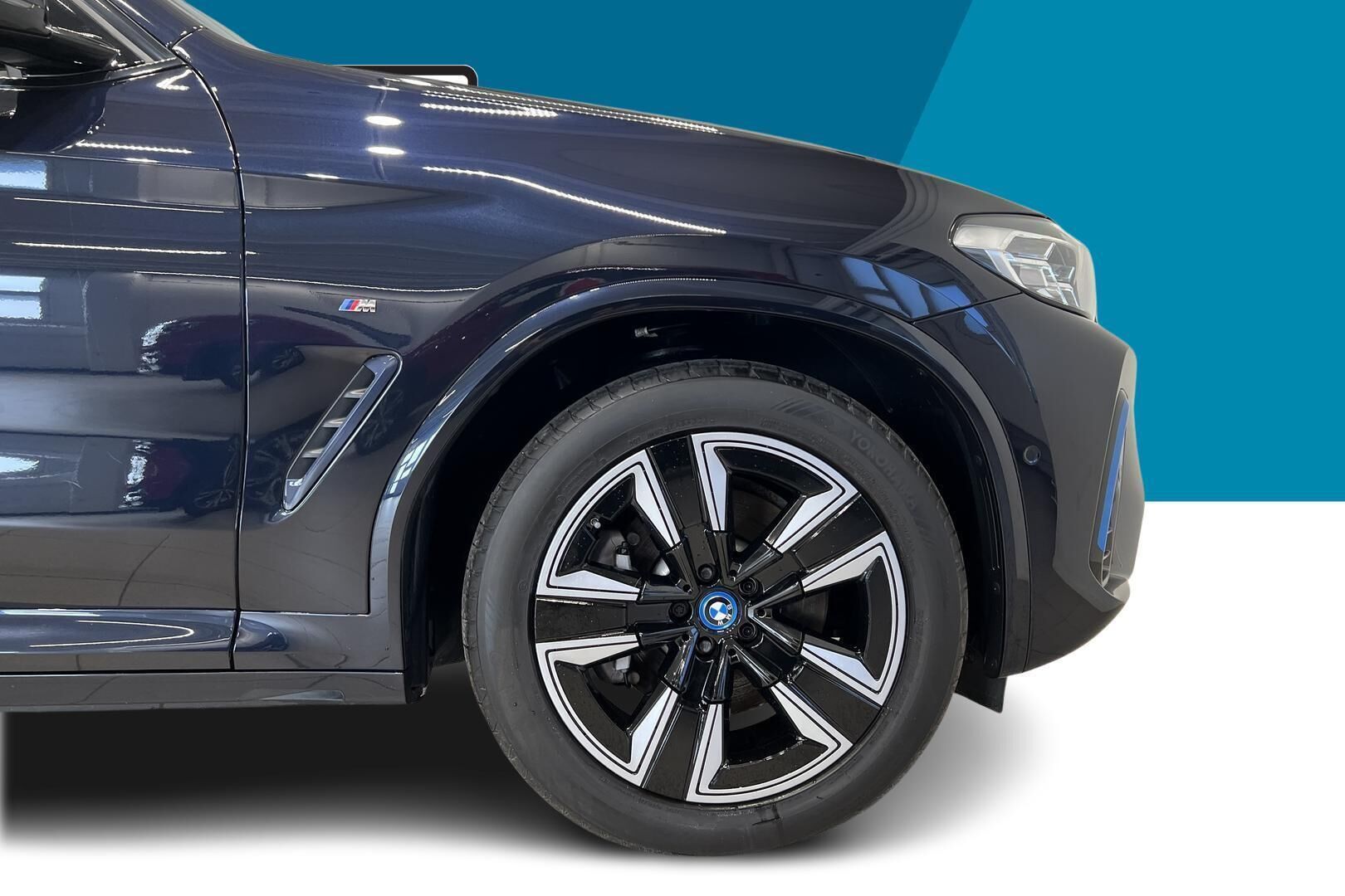BMW IX3 iso kuva 20