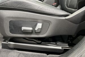 BMW IX3 esikatselu 29