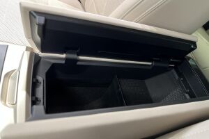 BMW IX esikatselu 24