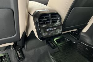 BMW IX esikatselu 33