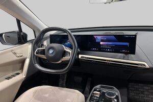 BMW IX esikatselu 34