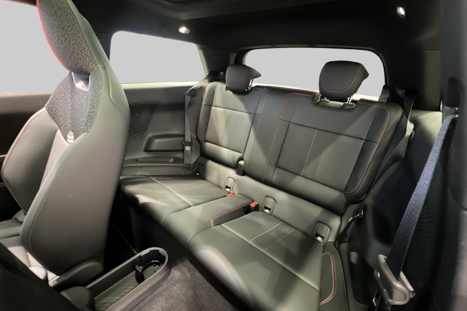 MINI COOPER iso kuva 10