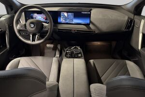 BMW iX esikatselu 10