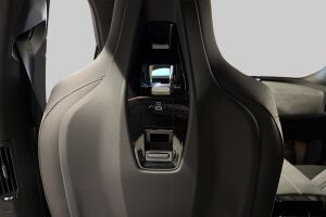 BMW iX esikatselu 16