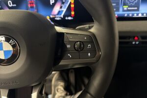 BMW iX esikatselu 17