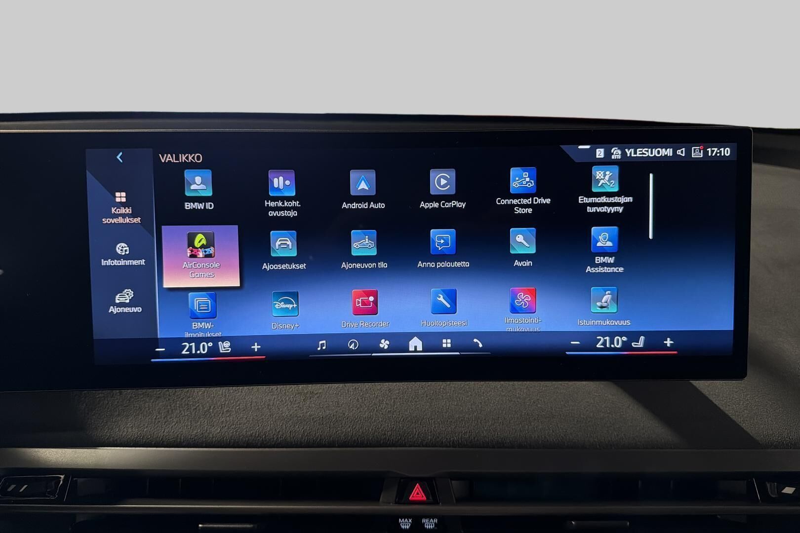 BMW iX iso kuva 30