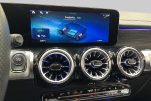 MERCEDES-BENZ EQB esikatselu 24