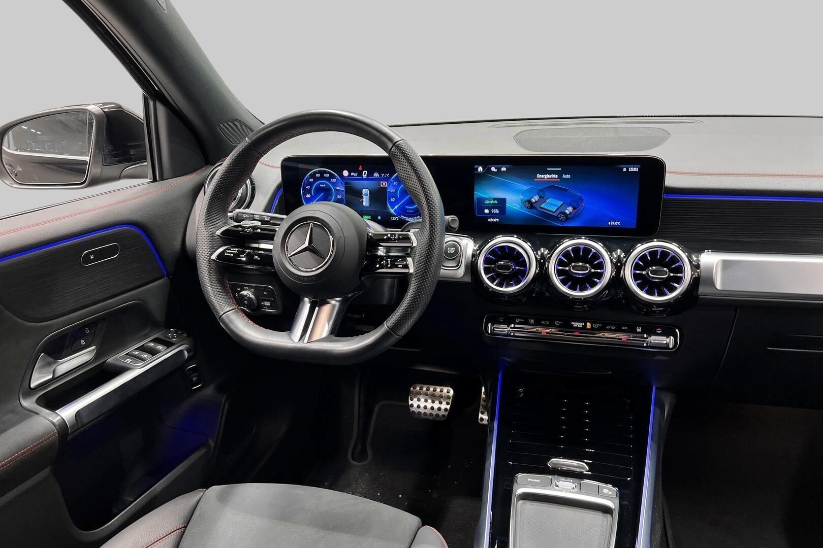 MERCEDES-BENZ EQB iso kuva 37