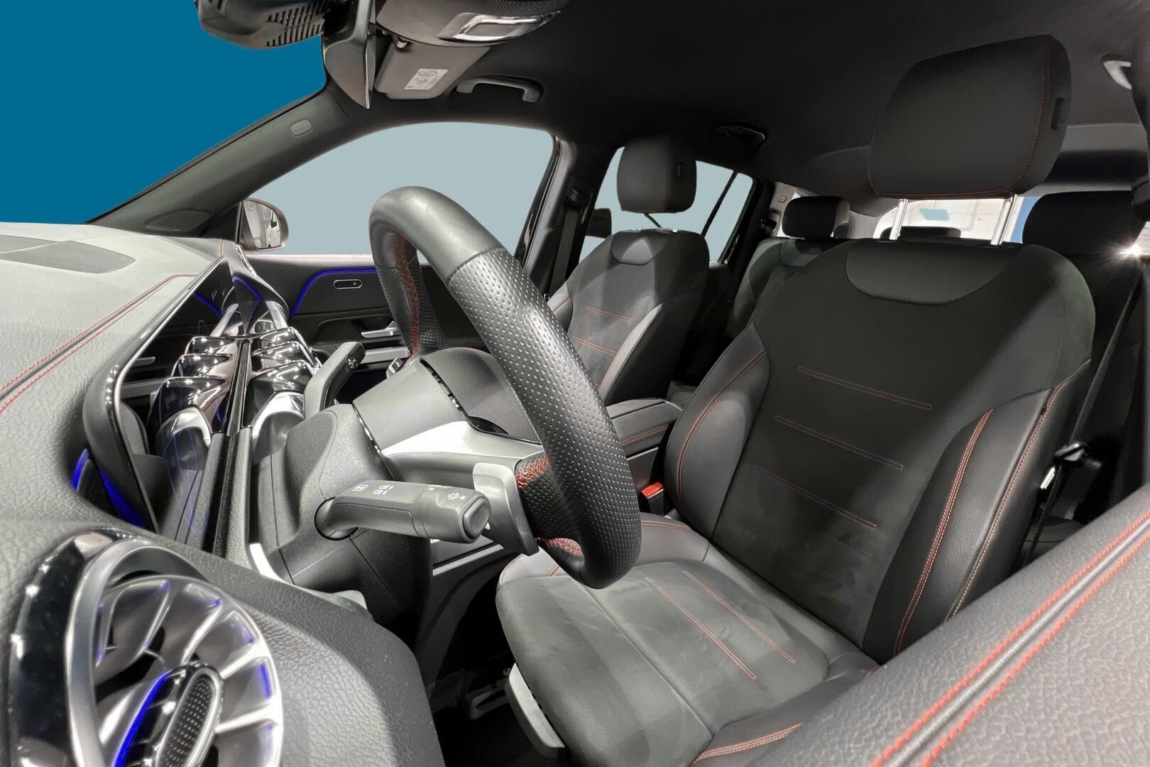 MERCEDES-BENZ EQB iso kuva 45