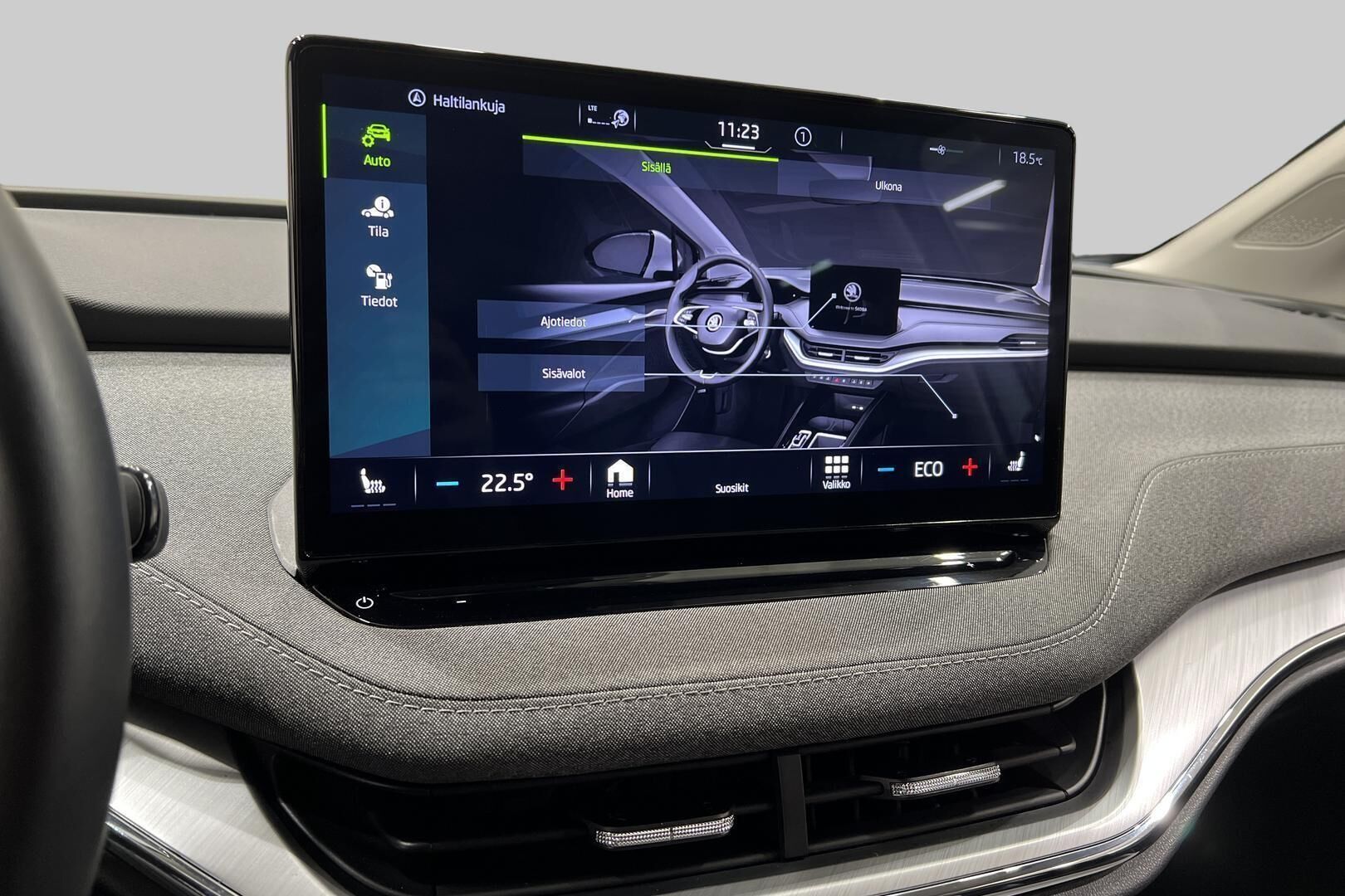 SKODA ENYAQ iso kuva 18