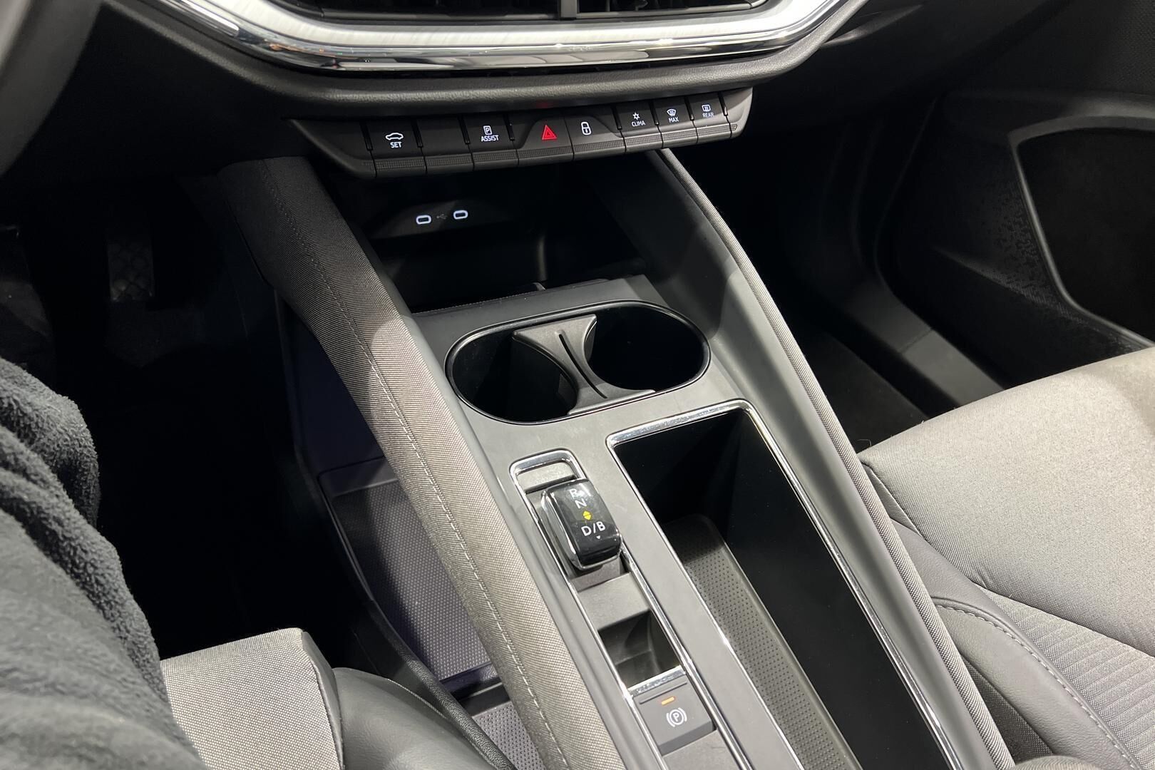 SKODA ENYAQ iso kuva 29