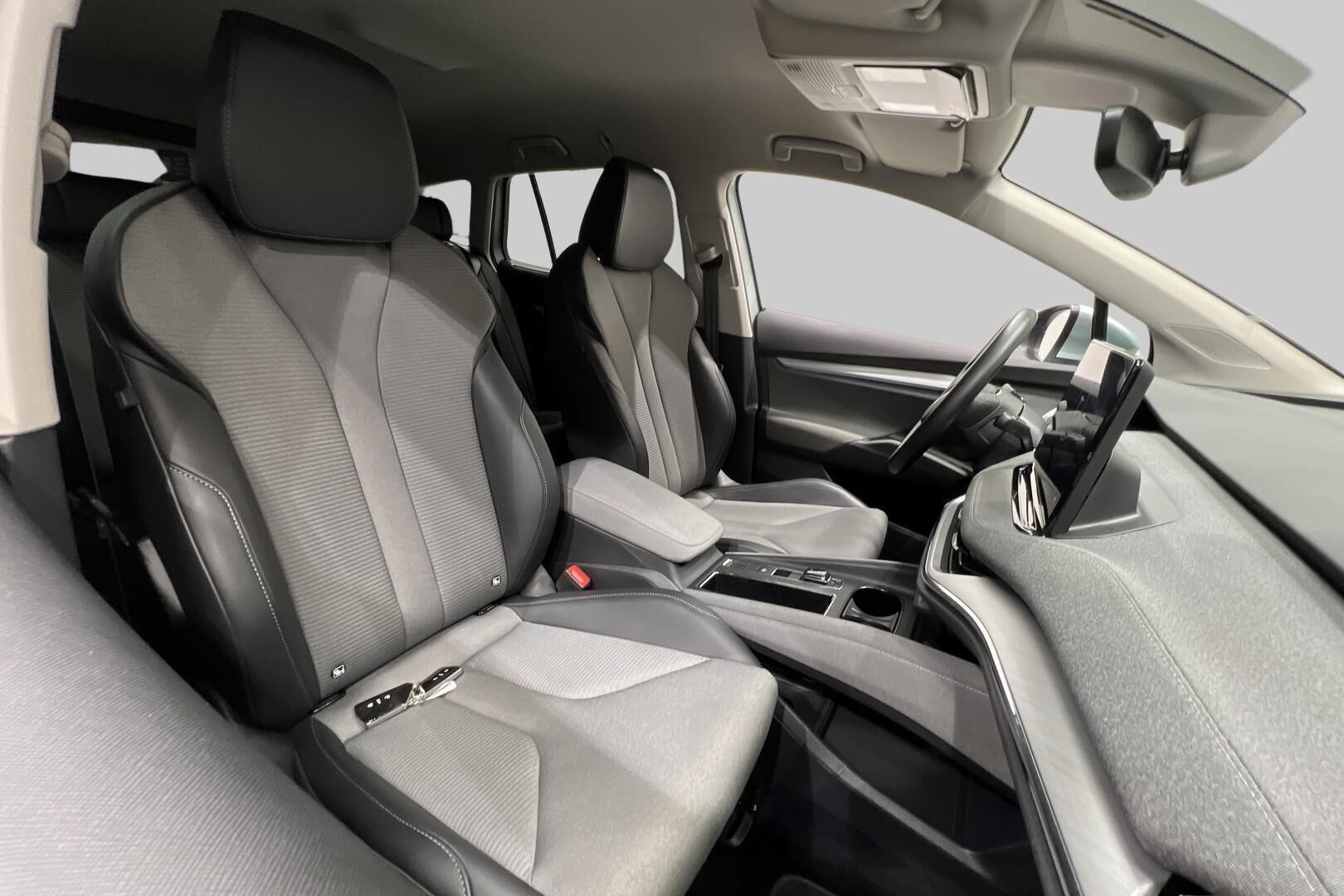 SKODA ENYAQ iso kuva 40