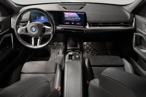 BMW IX1 esikatselu 10
