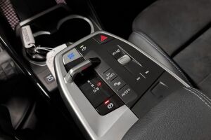 BMW IX1 esikatselu 33