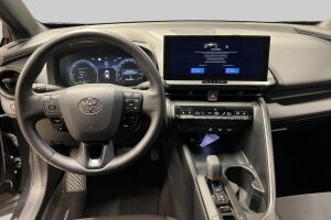 TOYOTA C-HR esikatselu 10