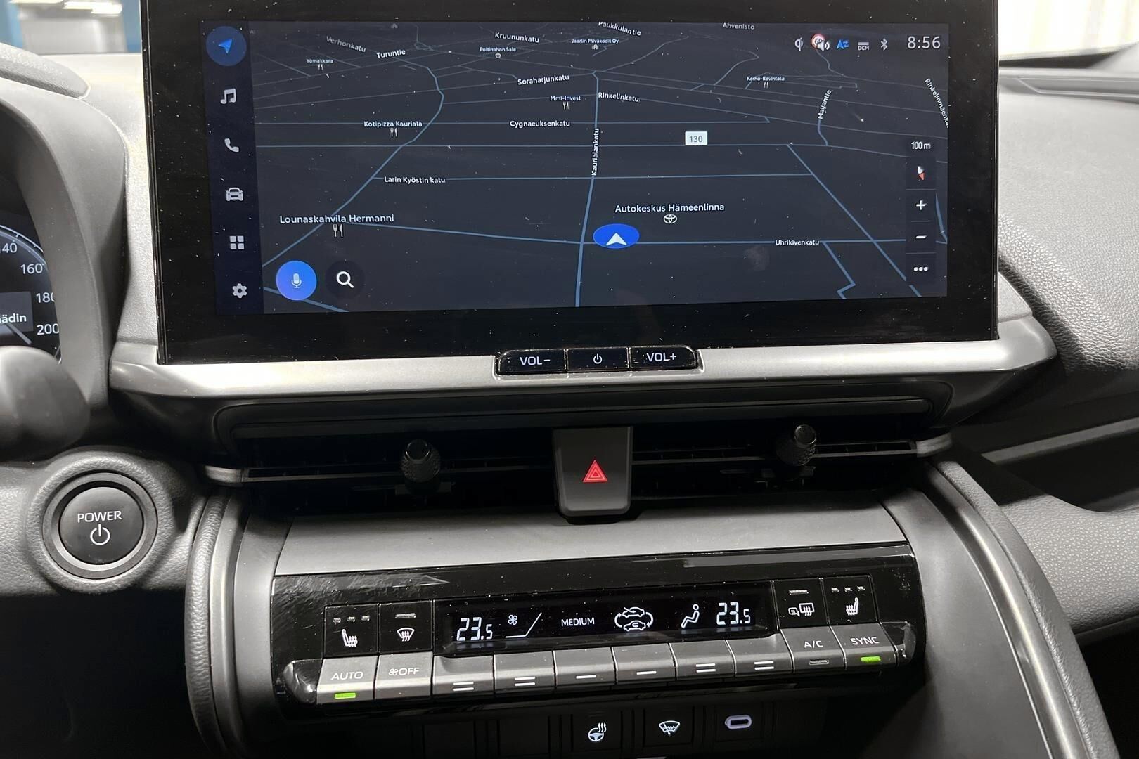 TOYOTA C-HR iso kuva 14