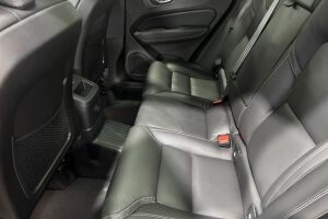 VOLVO XC60 esikatselu 10