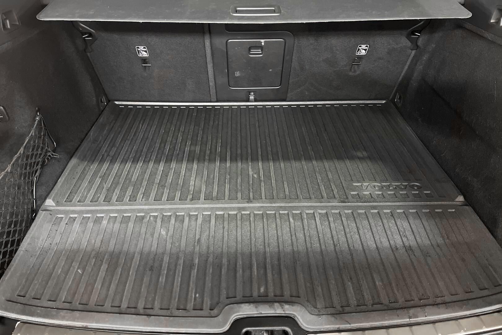 VOLVO XC60 iso kuva 12