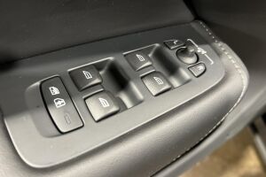 VOLVO XC60 esikatselu 17
