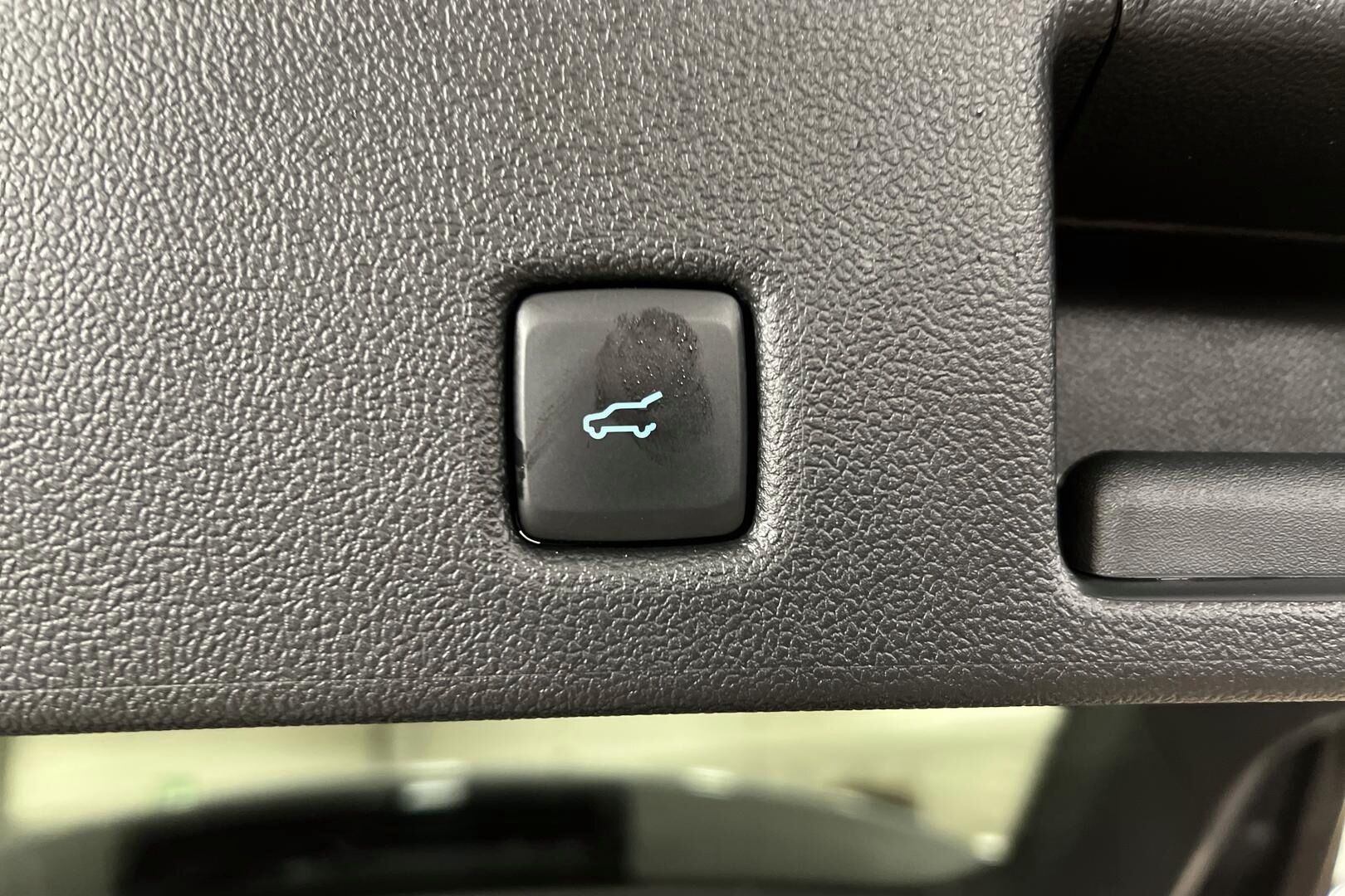 FORD KUGA iso kuva 14