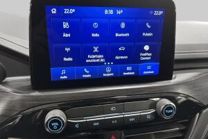 FORD KUGA esikatselu 20