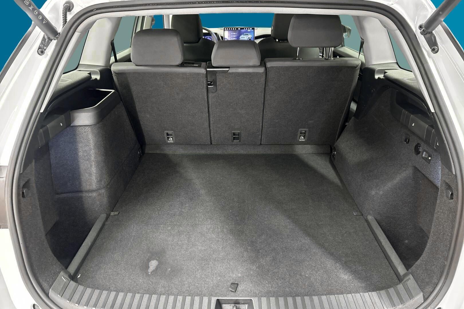 SKODA KODIAQ iso kuva 24