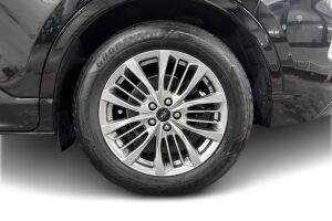 FORD KUGA esikatselu 13