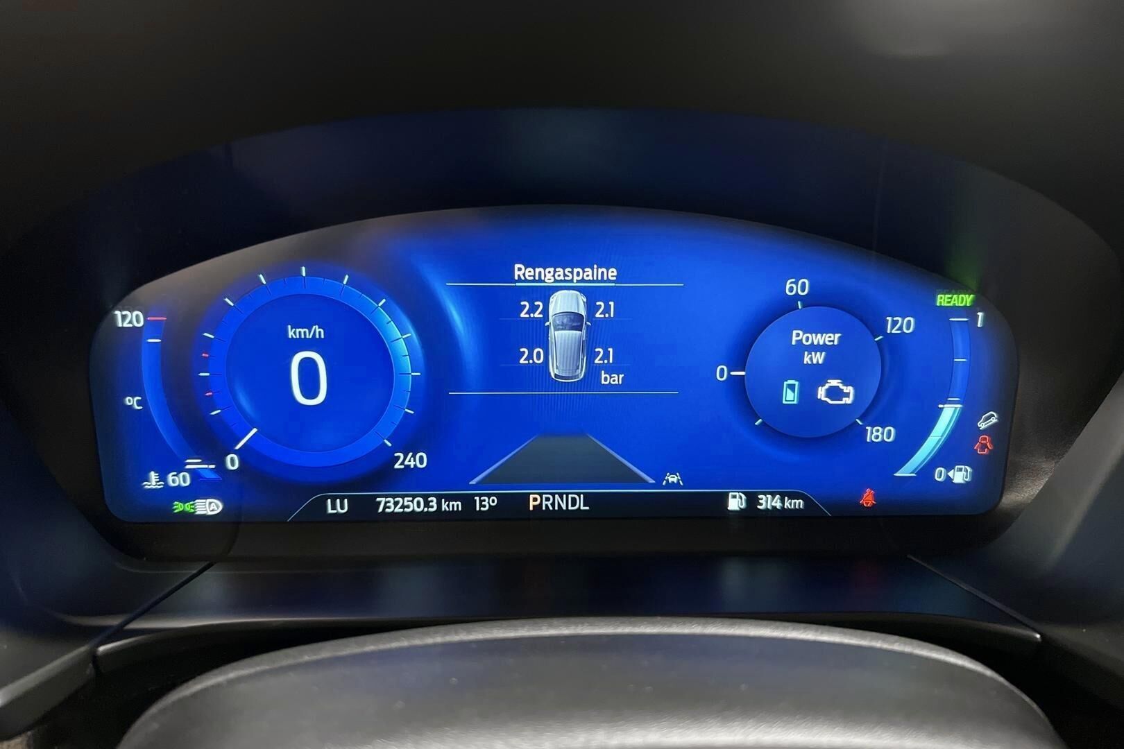 FORD KUGA iso kuva 18