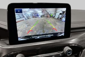 FORD KUGA esikatselu 22