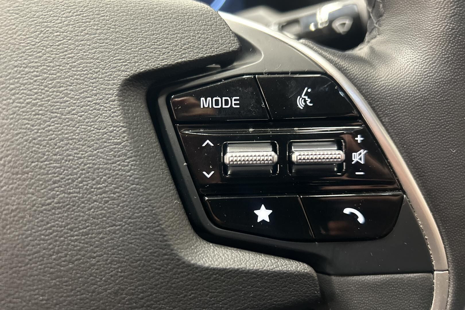 KIA EV6 iso kuva 16