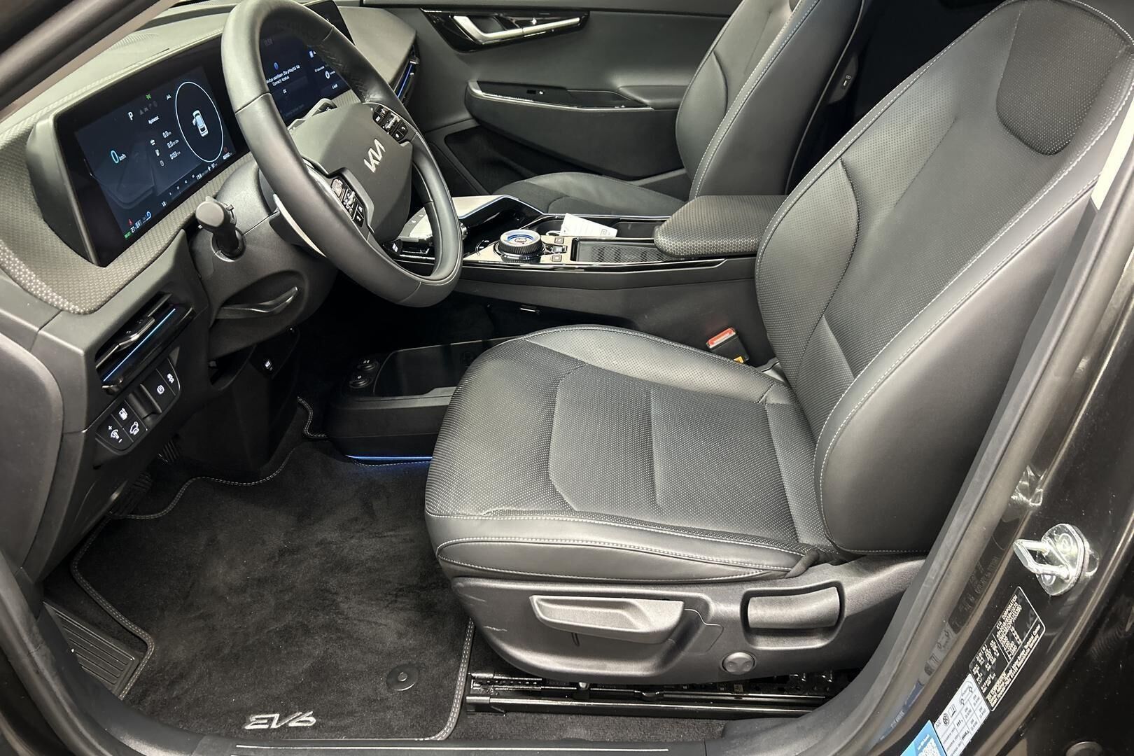KIA EV6 iso kuva 8