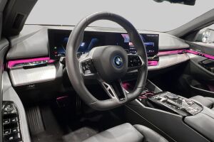 BMW 5-SARJA esikatselu 17