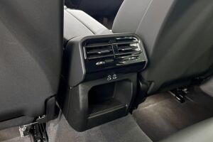 BMW 5-SARJA esikatselu 31