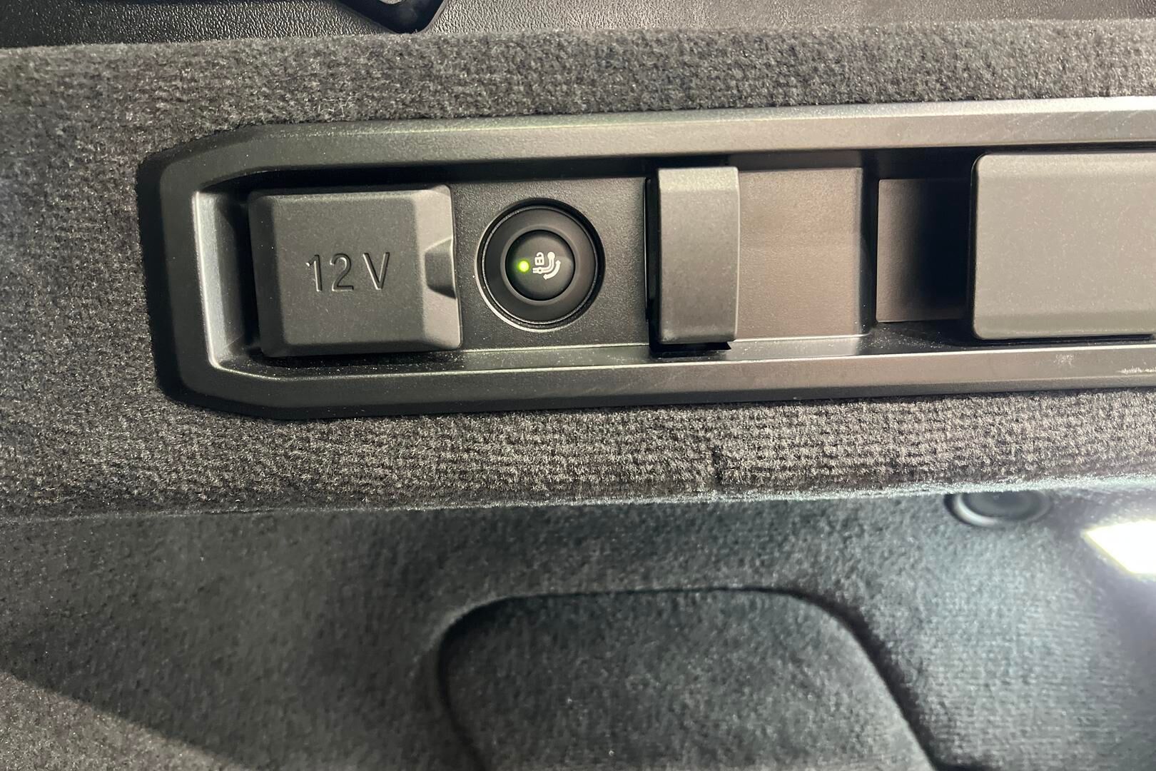 BMW 5-SARJA iso kuva 37
