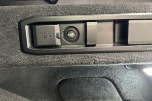 BMW 5-SARJA esikatselu 37