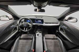 BMW IX1 esikatselu 10