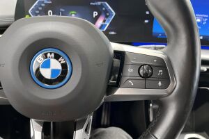 BMW IX1 esikatselu 23