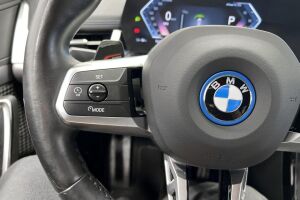 BMW IX1 esikatselu 24