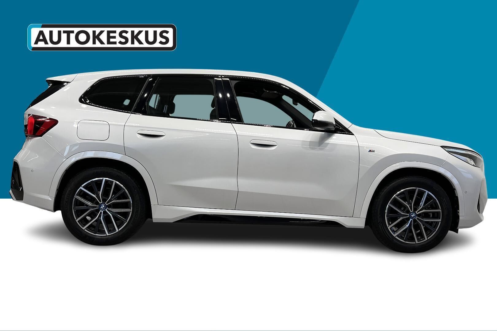 BMW IX1 iso kuva 3