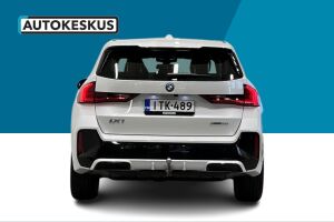 BMW IX1 esikatselu 5