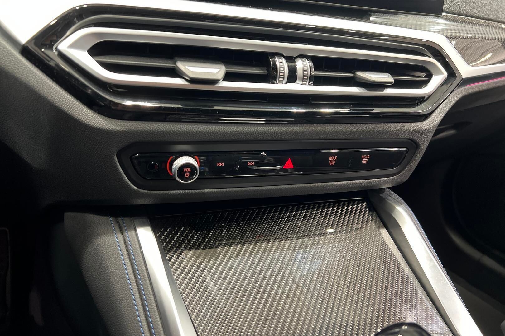 BMW I4 M50 iso kuva 17