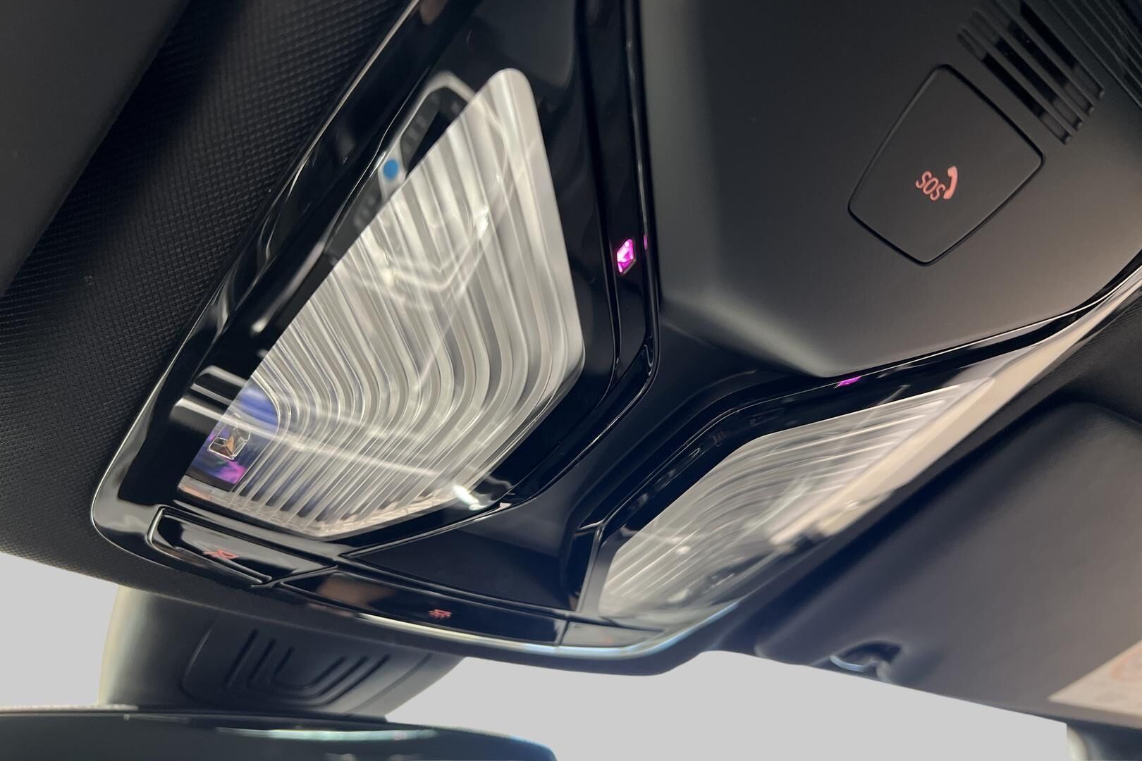 BMW I4 M50 iso kuva 21