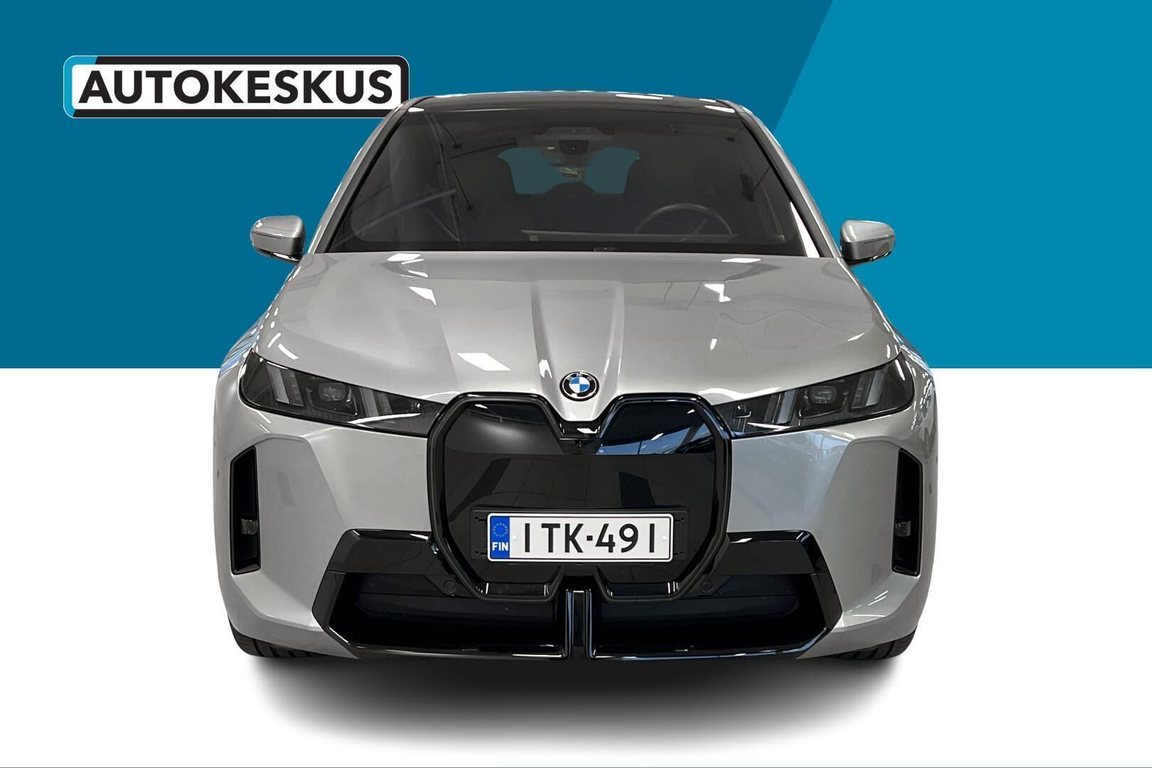 BMW IX iso kuva 1