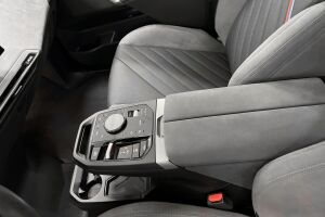 BMW IX esikatselu 19