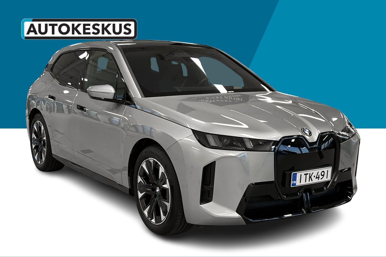 BMW IX iso kuva 2