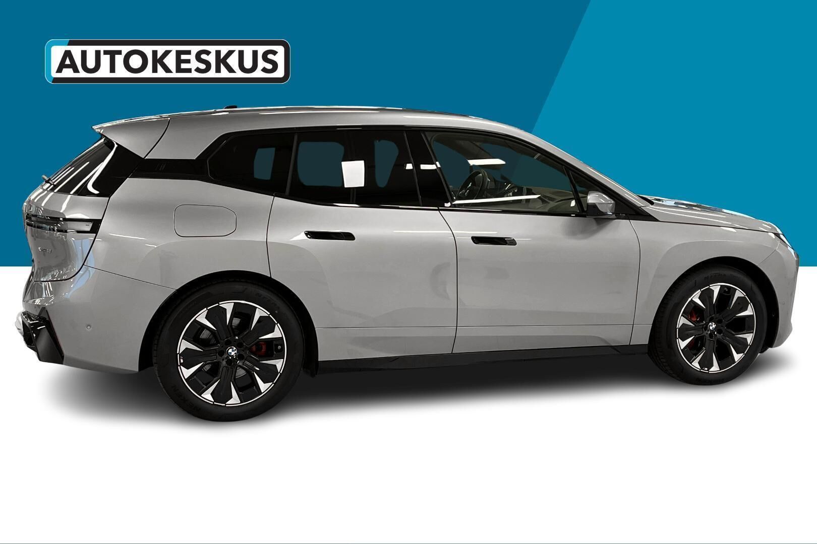 BMW IX iso kuva 3